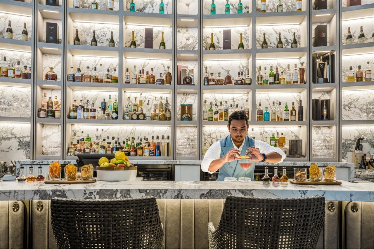 The Langham, Gold Coast And Jewel Residences Exteriér fotografie The Bar at The Ivy Temple Row
